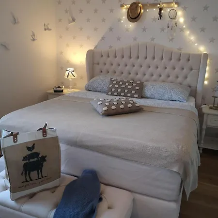 Lilla-greta 3*